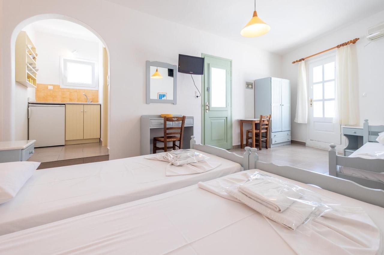 Lorenzo Studios And Suites Paros Naousa Exterior foto