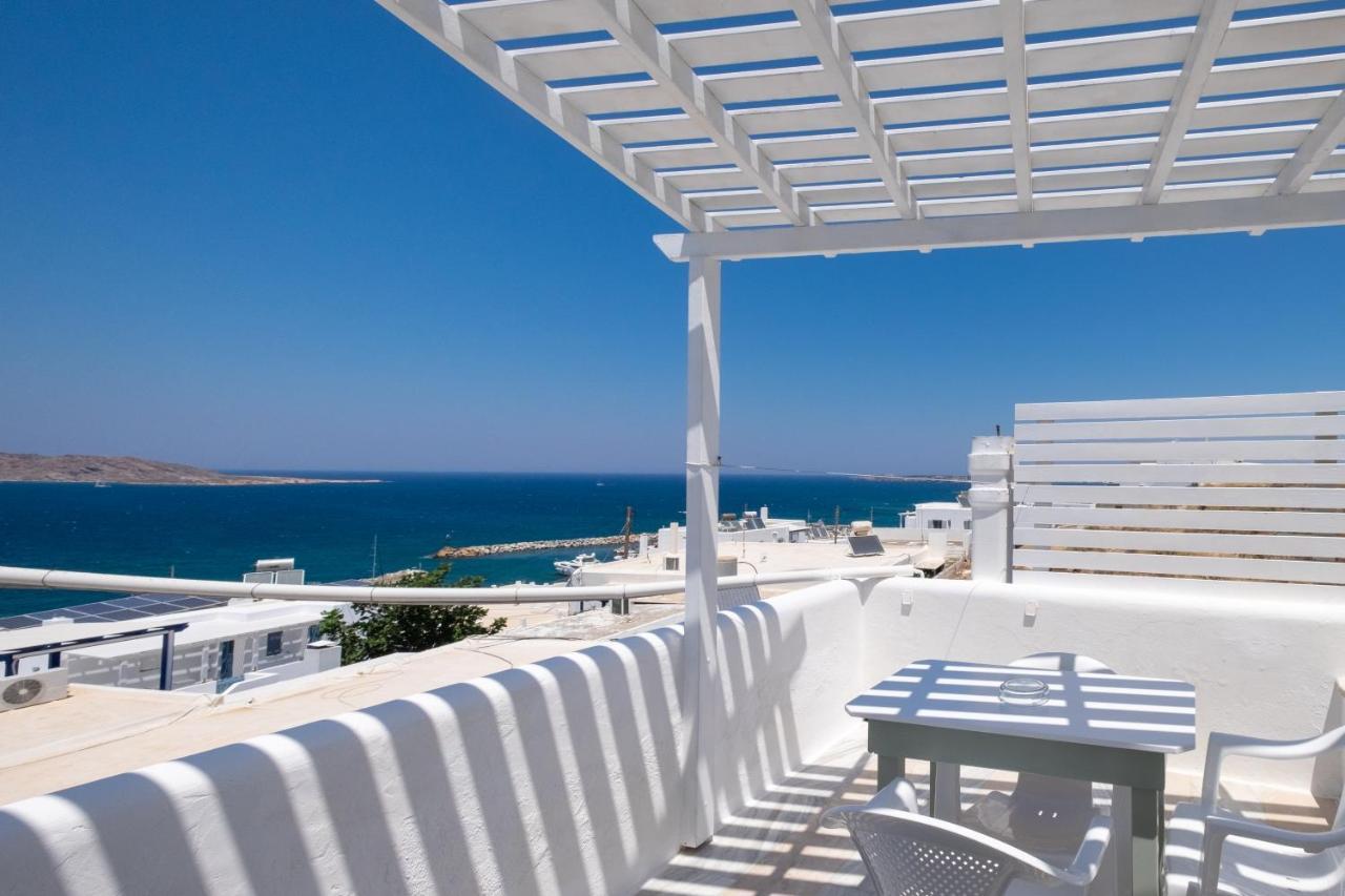 Lorenzo Studios And Suites Paros Naousa Exterior foto
