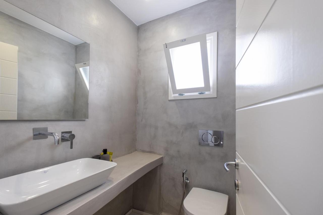 Lorenzo Studios And Suites Paros Naousa Exterior foto