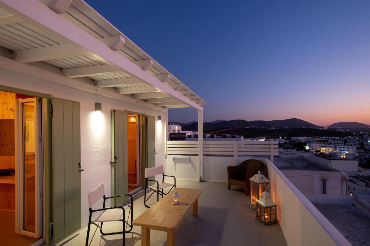 Lorenzo Studios And Suites Paros Naousa Exterior foto