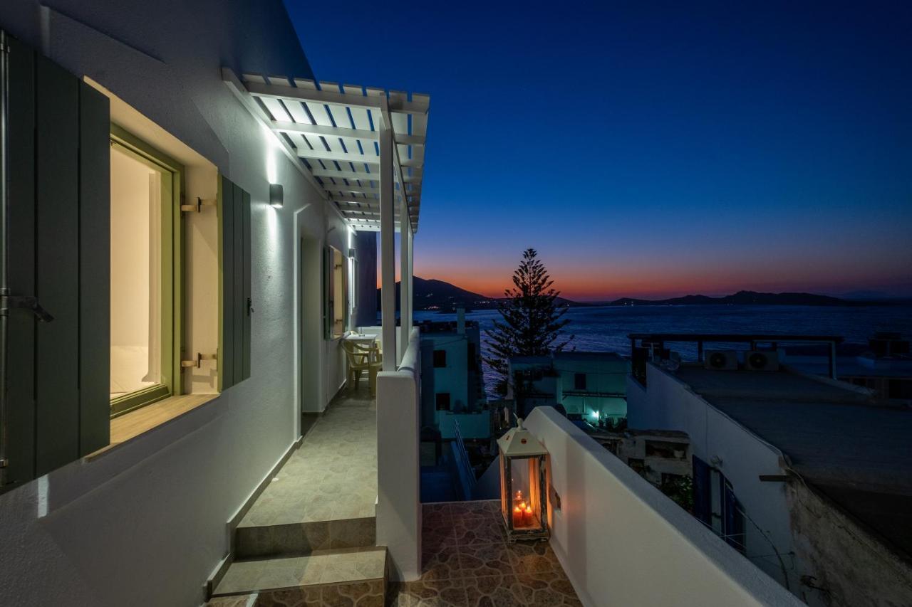 Lorenzo Studios And Suites Paros Naousa Exterior foto