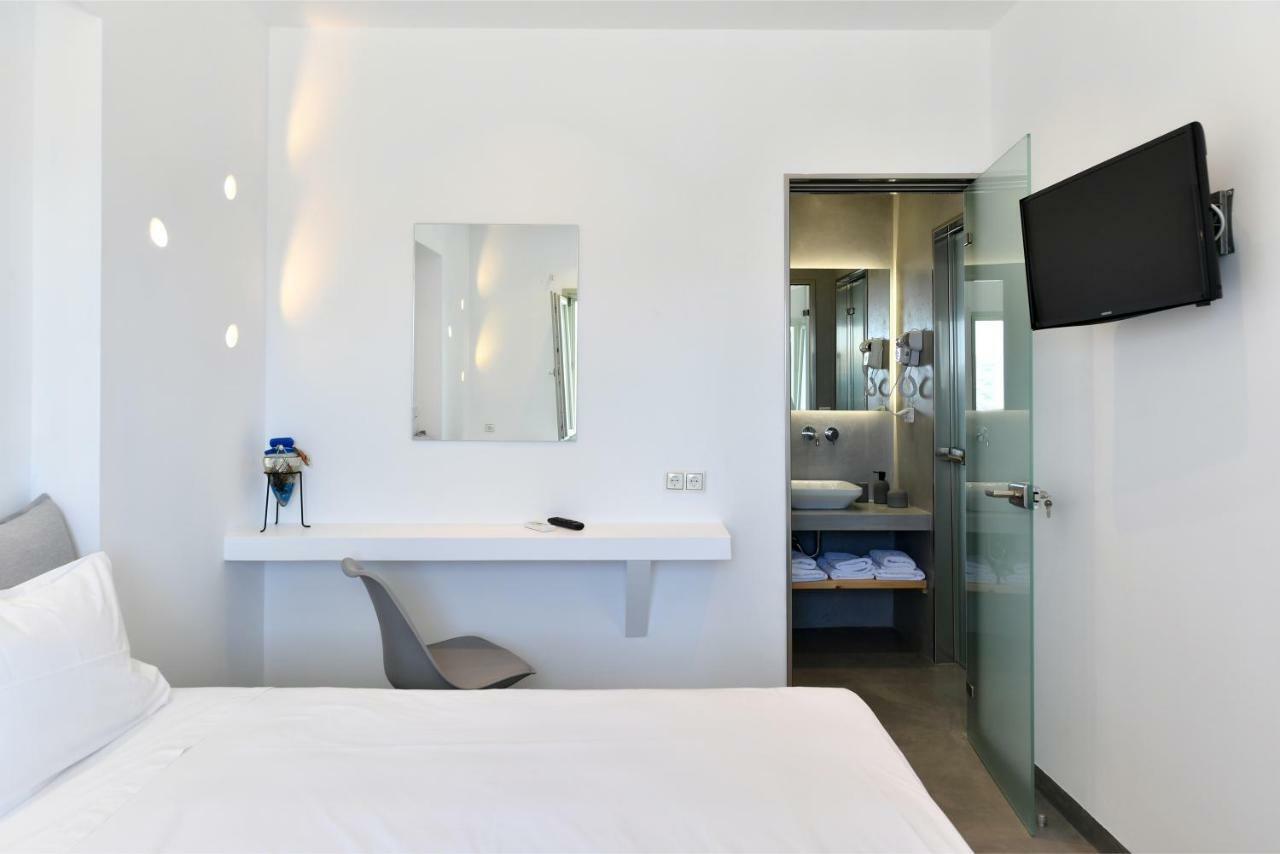 Lorenzo Studios And Suites Paros Naousa Exterior foto